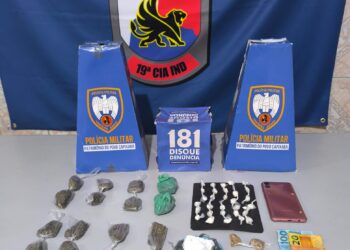 PM prende suspeito e apreende drogas durante campana em Montanha PM prende suspeito e apreende drogas durante campana em Montanha