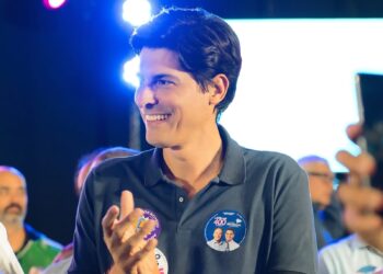 Mazinho dos Anjos realiza lançamento de candidatura à reeleição em Barra de São Francisco Mazinho dos Anjos realiza lançamento de candidatura à reeleição em Barra de São Francisco