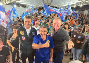 Emoção marca lançamento da campanha de Freitas para Deputado Federal Emoção marca lançamento da campanha de Freitas para Deputado Federal