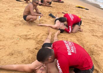 Corpo de Bombeiros Militar abre inscrições para curso de formação de guarda-vidas