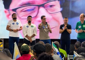 Cúpula política de Linhares anuncia apoio a Marcelo Santos na corrida à Câmara Federal Cúpula política de Linhares anuncia apoio a Marcelo Santos na corrida à Câmara Federal