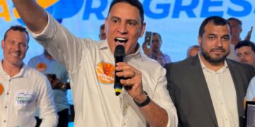 Da Vitória é confirmado como candidato à reeleição para a Câmara dos Deputados Da Vitória é confirmado como candidato à reeleição para a Câmara dos Deputados