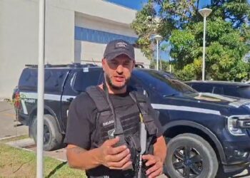 PCES divulga fotos de investigados por homicídio em Aracruz e pede informações que auxiliem na localização