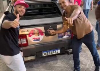 Pedro Canário realiza o maior adesivaço do Espírito Santo em apoio a Manu Pedroso com mais de 300 veículos Pedro Canário realiza o maior adesivaço do Espírito Santo em apoio a Manu Pedroso com mais de 300 veículos