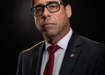 Presidente da Assembleia repudia ato de violência durante atividade eleitoral em Cachoeiro Presidente da Assembleia repudia ato de violência durante atividade eleitoral em Cachoeiro