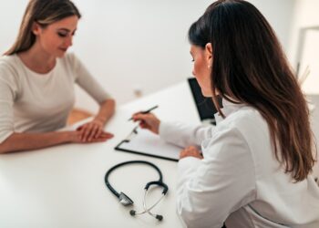 Especialista lista cinco direitos das mulheres na saúde suplementar Especialista lista cinco direitos das mulheres na saúde suplementar